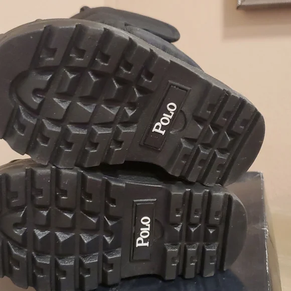 Ralph Lauren snow boots - Picture 6 of 7